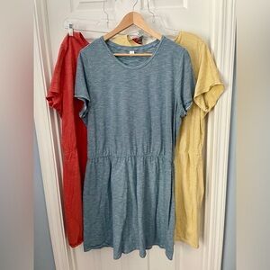 Lot of Old Navy dresses, XXL, elastic waist dresses.